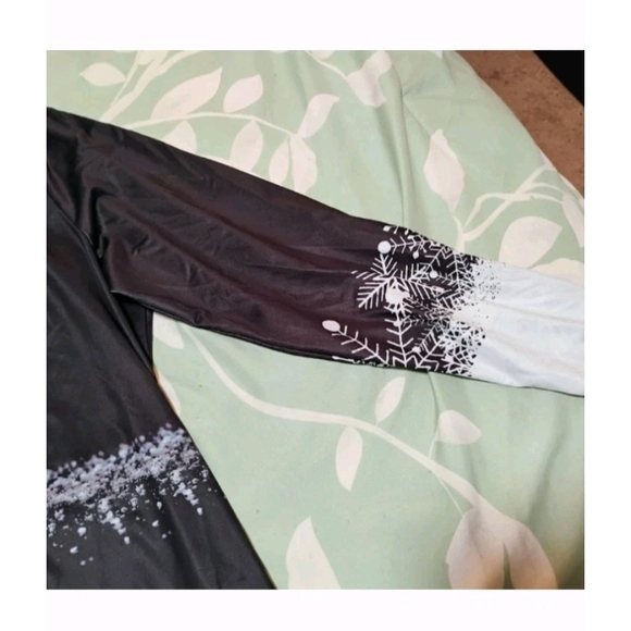 Charming Snowman Black Long Sleeve Blouse - Picture 4 of 11